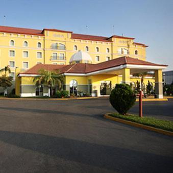 Fiesta Inn Nuevo Laredo Exterior photo